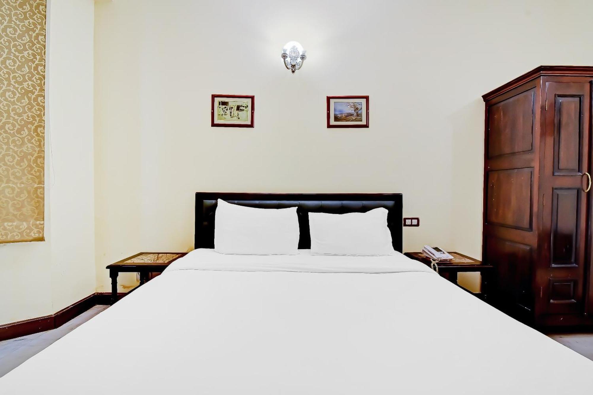 Collection O Hotel Four Boutique Kukas Dış mekan fotoğraf