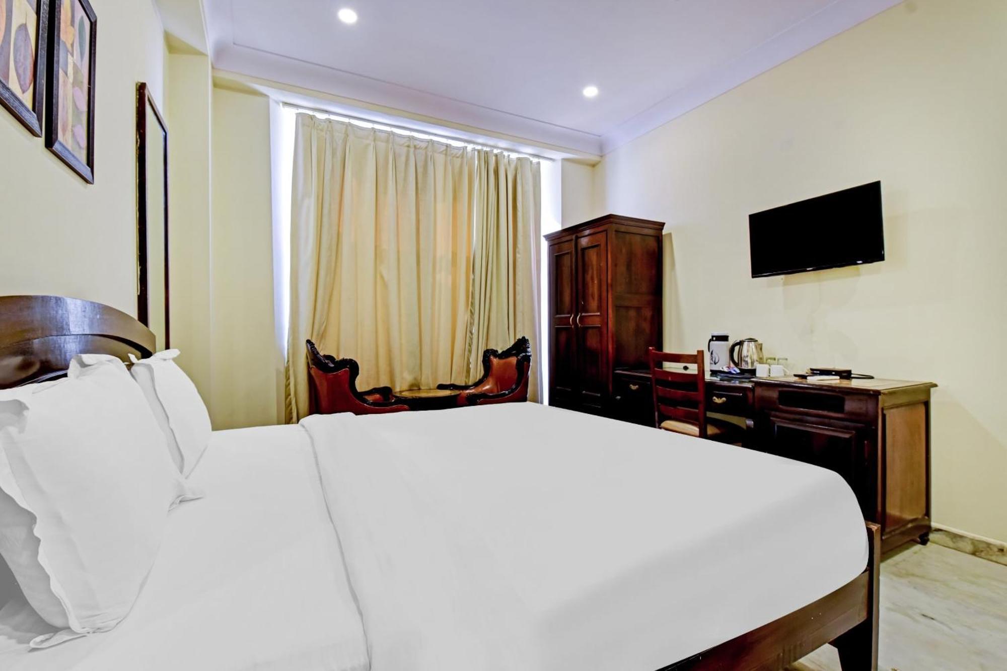 Collection O Hotel Four Boutique Kukas Dış mekan fotoğraf