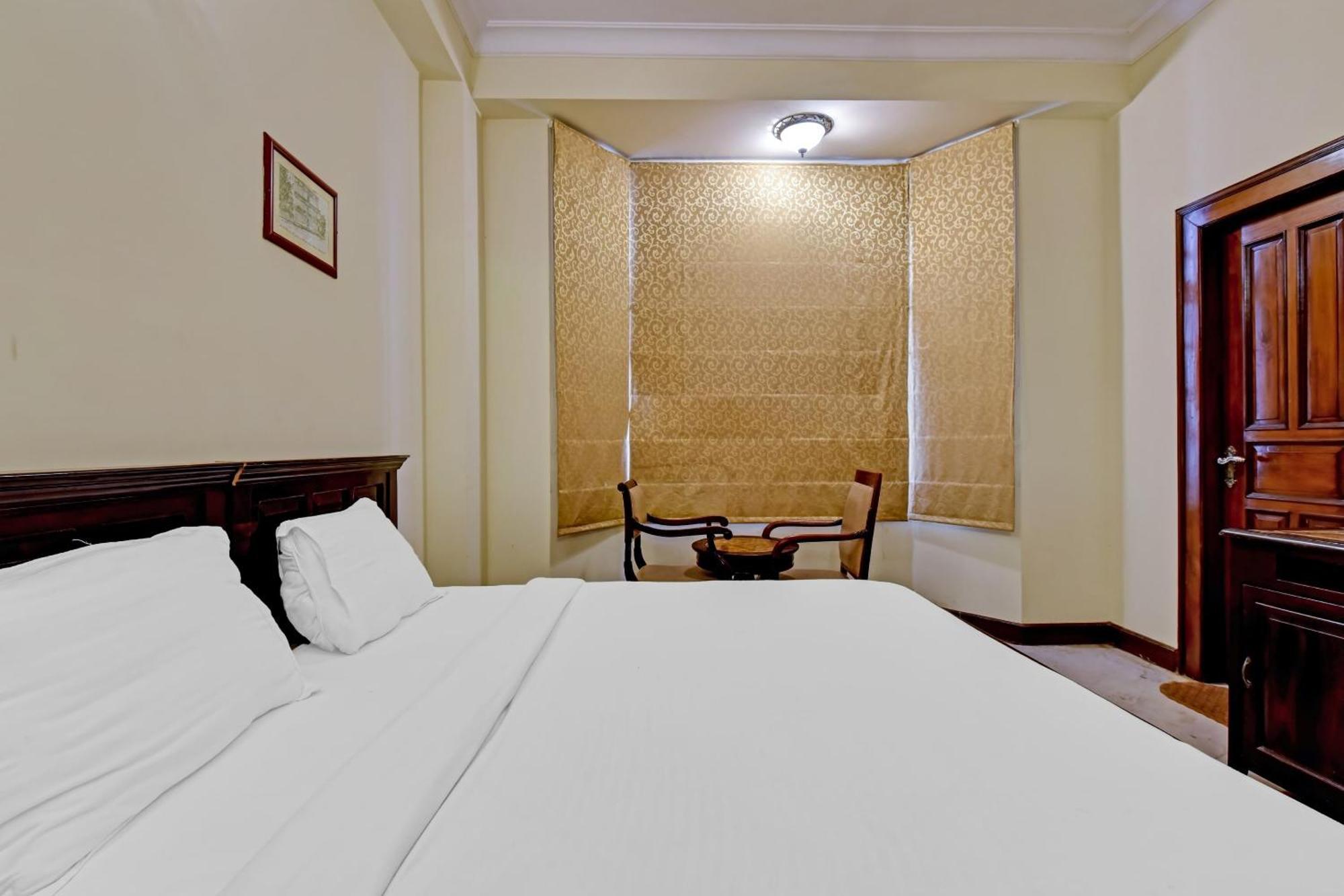 Collection O Hotel Four Boutique Kukas Dış mekan fotoğraf