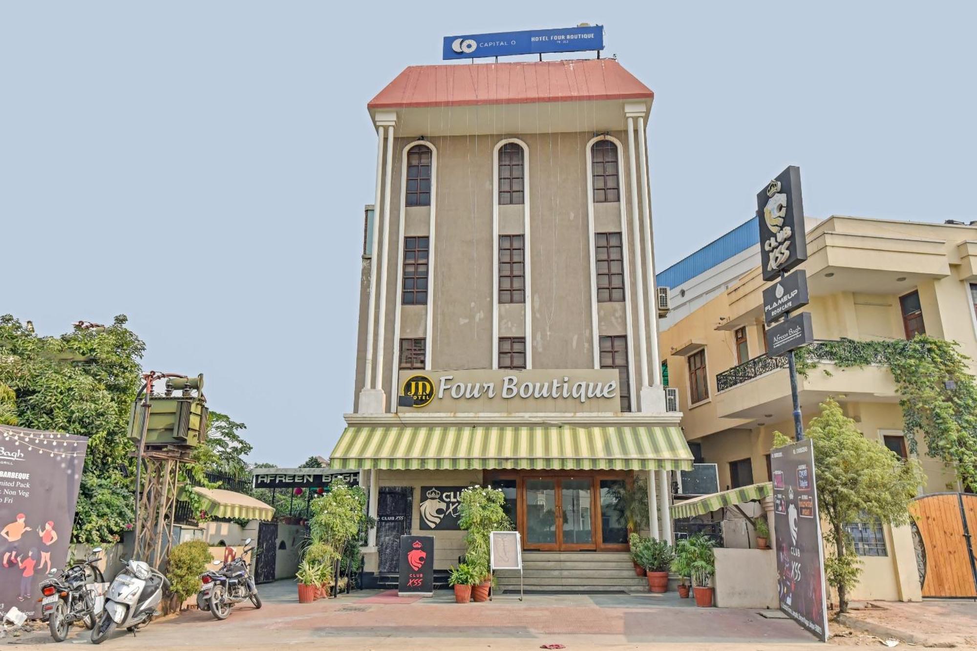 Collection O Hotel Four Boutique Kukas Dış mekan fotoğraf