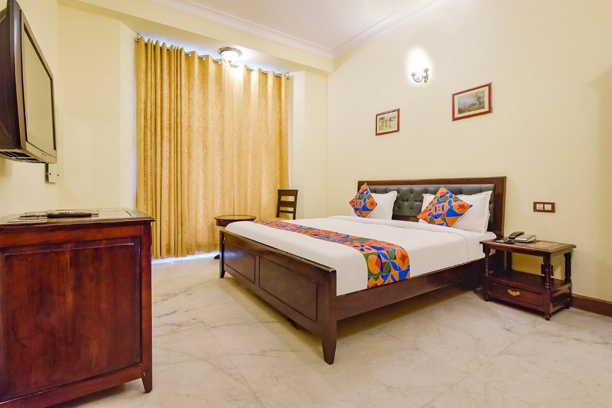 Collection O Hotel Four Boutique Kukas Dış mekan fotoğraf