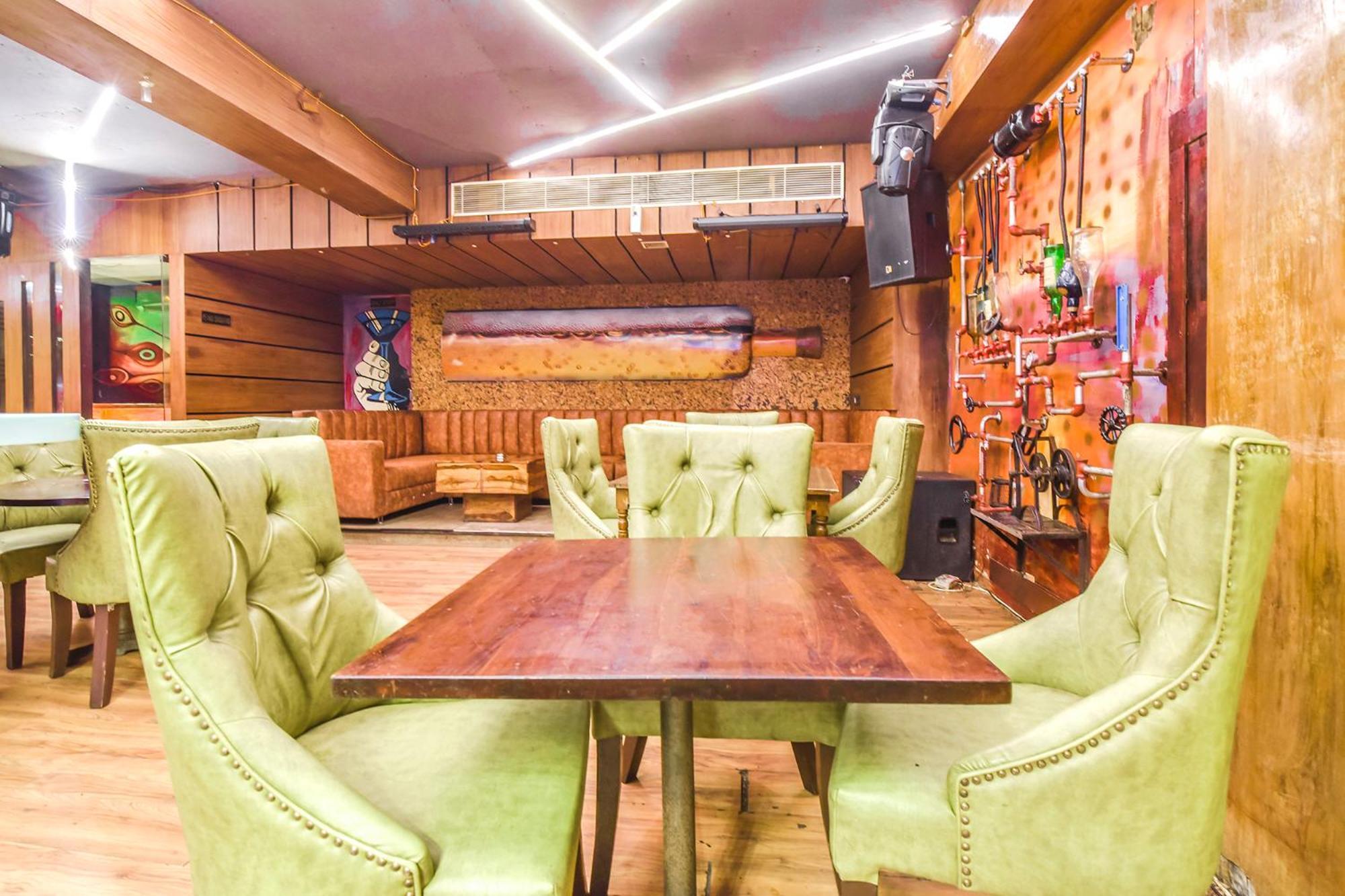 Collection O Hotel Four Boutique Kukas Dış mekan fotoğraf